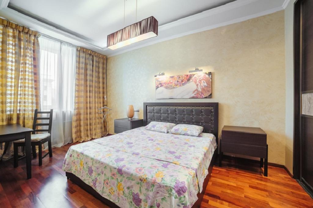 Flatcomfort Nezavisimosti 44 Apartament Mińsk Zewnętrze zdjęcie